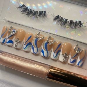 Line Design butterfly bling pressons